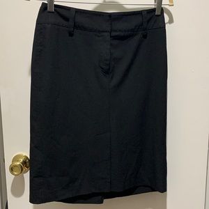 City DKNY A LINE BLACK SKIRT